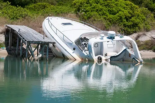 boat accident in Rogers, Arkansas